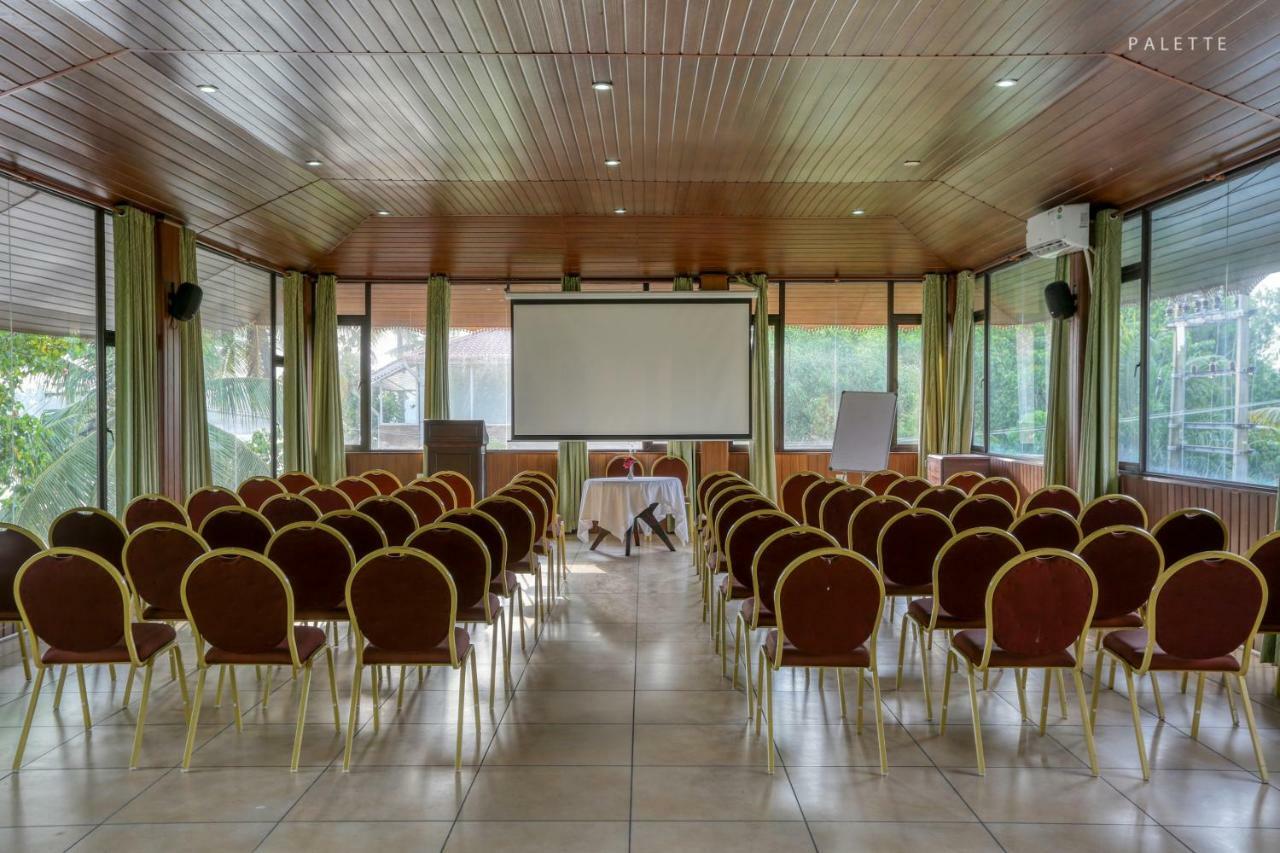 Hotel Grand Ayur Island Perumbalam Zewnętrze zdjęcie